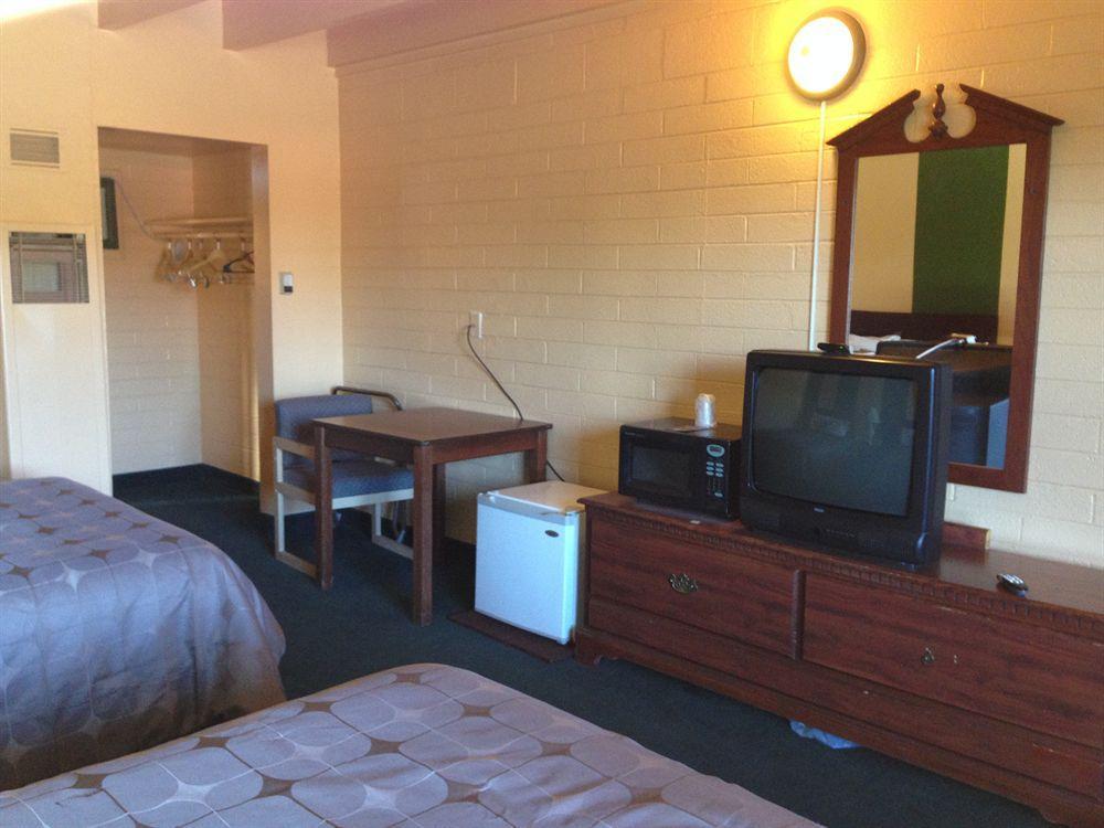 Travel Inn Flagstaff Bagian luar foto