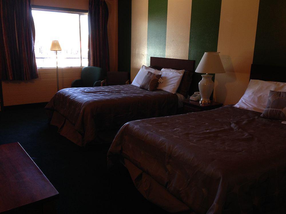 Travel Inn Flagstaff Bagian luar foto