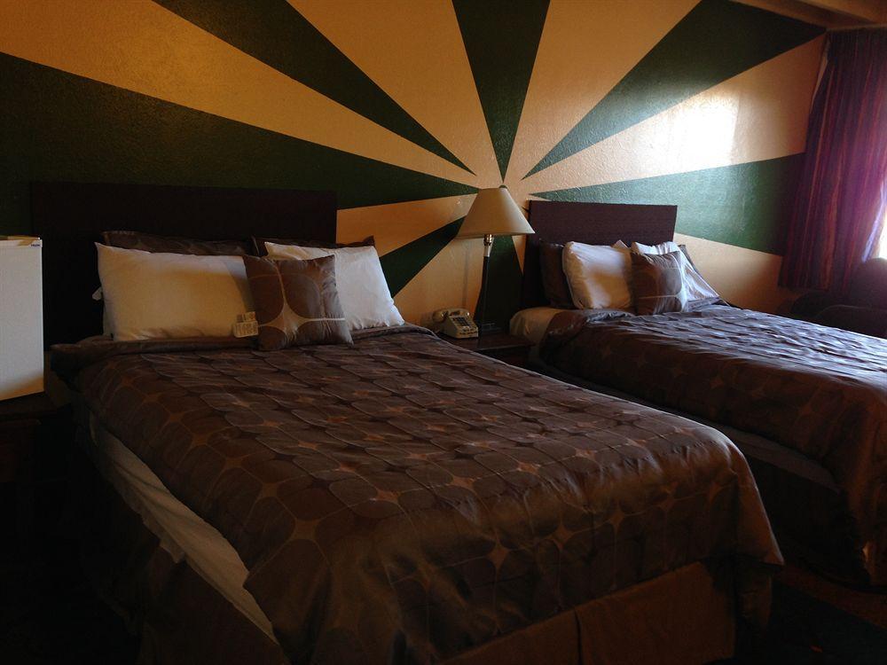 Travel Inn Flagstaff Bagian luar foto