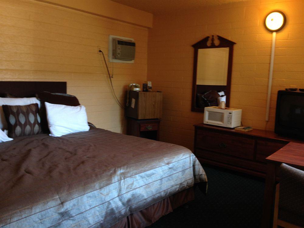 Travel Inn Flagstaff Bagian luar foto