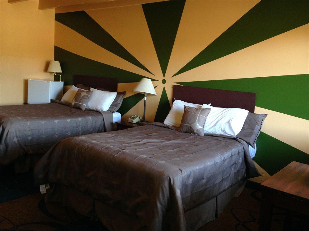 Travel Inn Flagstaff Bagian luar foto