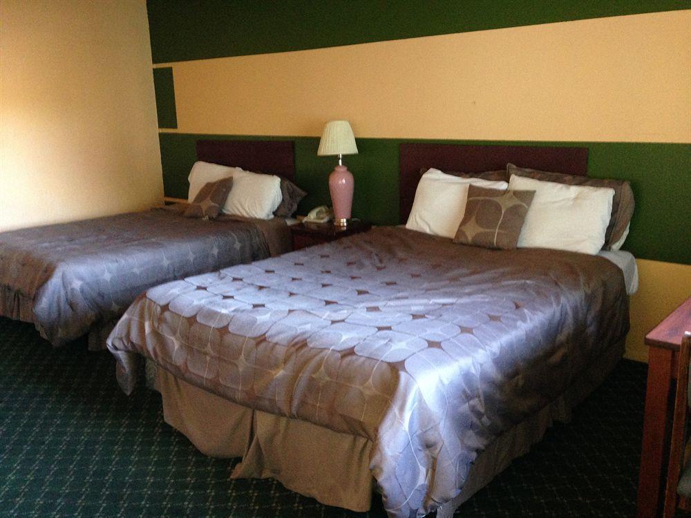 Travel Inn Flagstaff Bagian luar foto