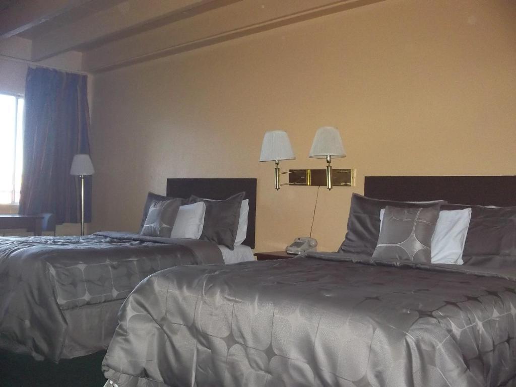 Travel Inn Flagstaff Bagian luar foto
